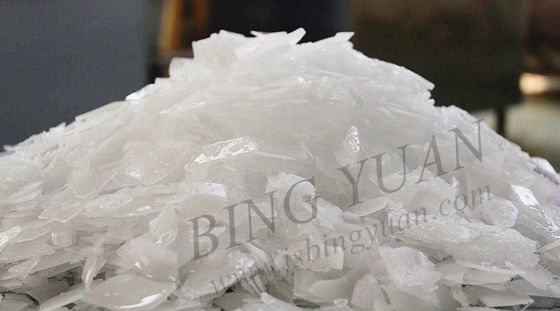 Il CE di fabbricazione della Cina ha certificato la macchina per ghiaccio del fiocco di alta qualità, la macchina del ghiaccio del fiocco, la capacità quotidiana 15T